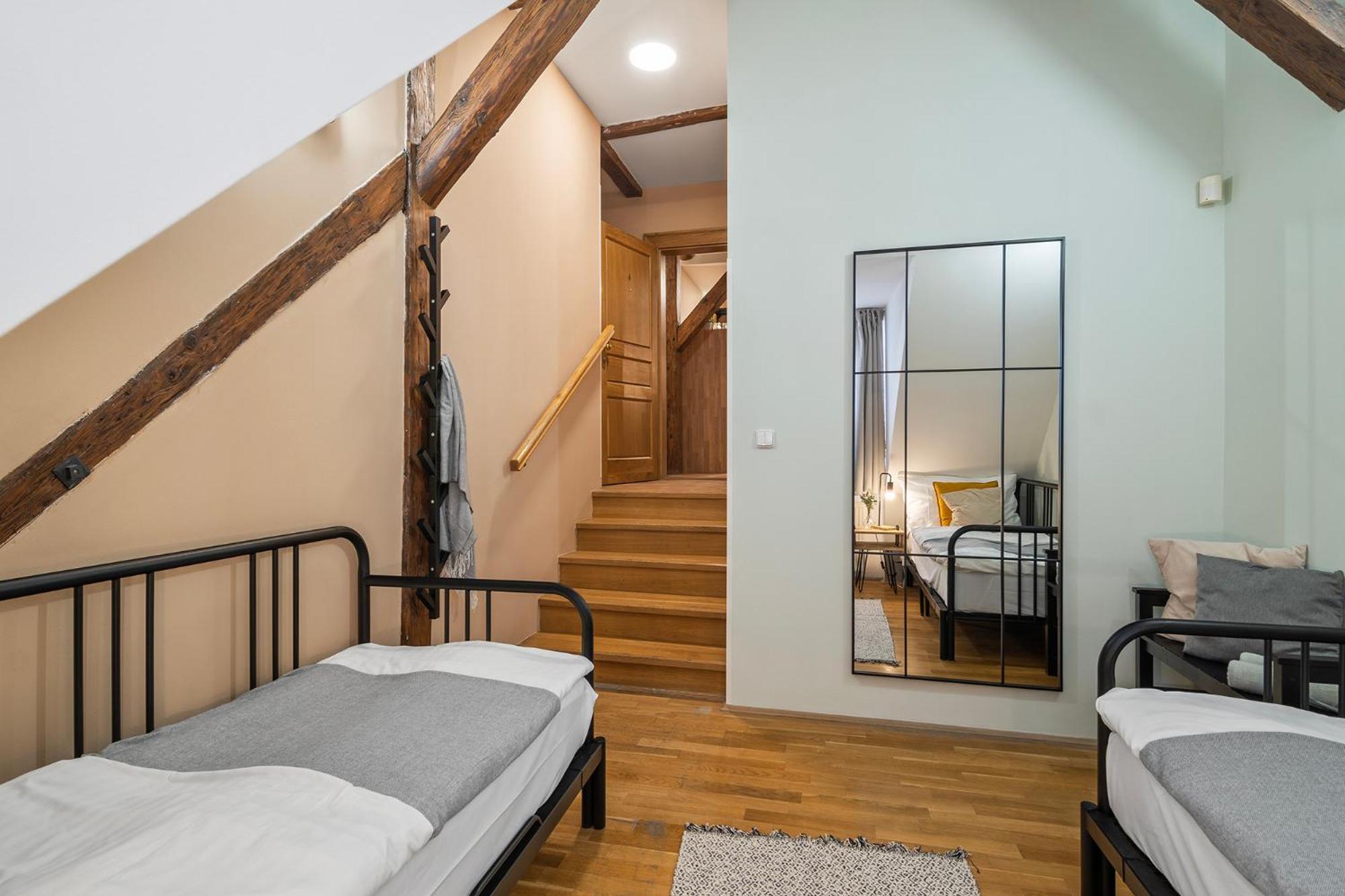 Charles Bridge Historical Apts By Michal&Friends براغ المظهر الخارجي الصورة