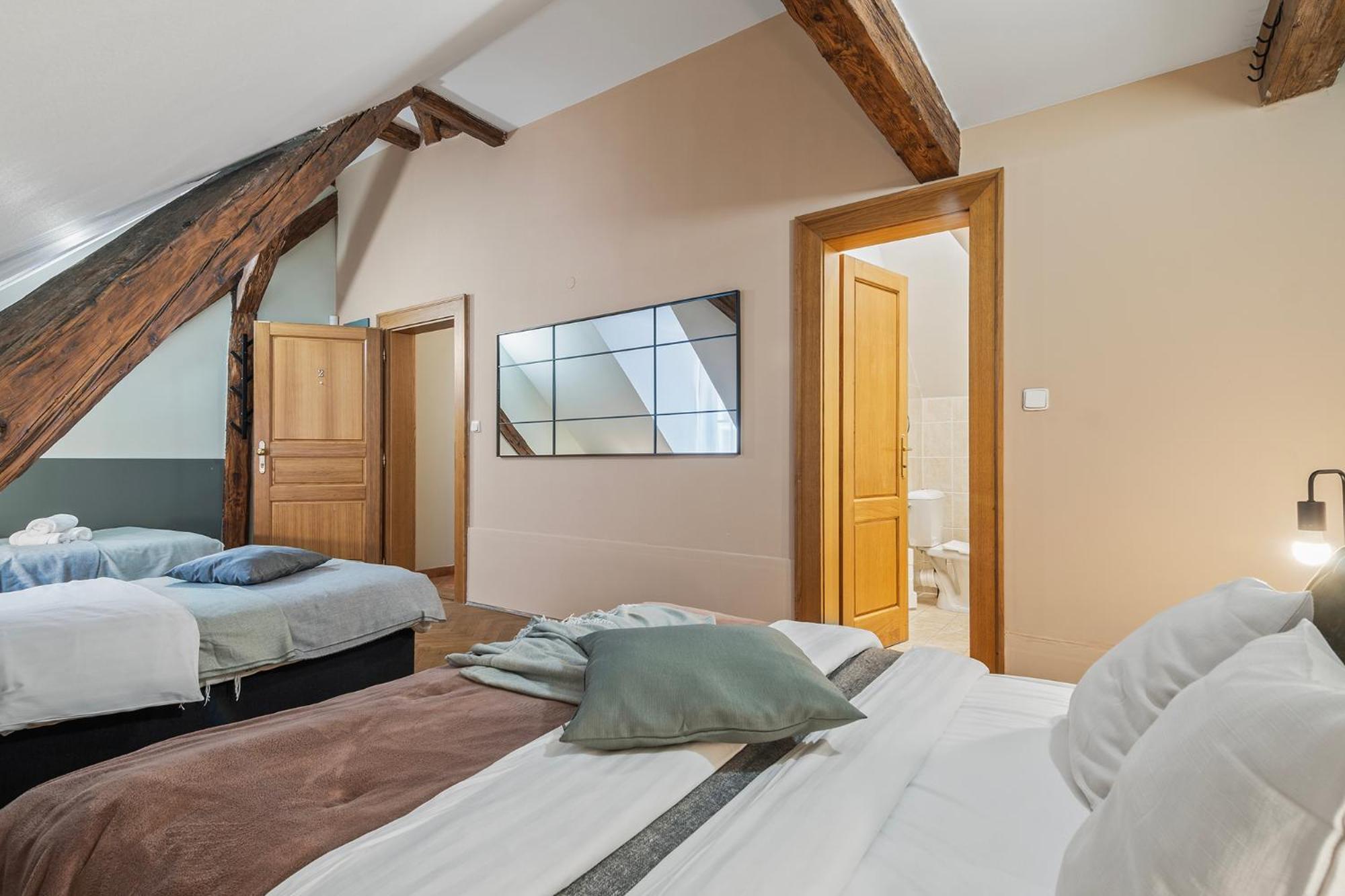 Charles Bridge Historical Apts By Michal&Friends براغ المظهر الخارجي الصورة