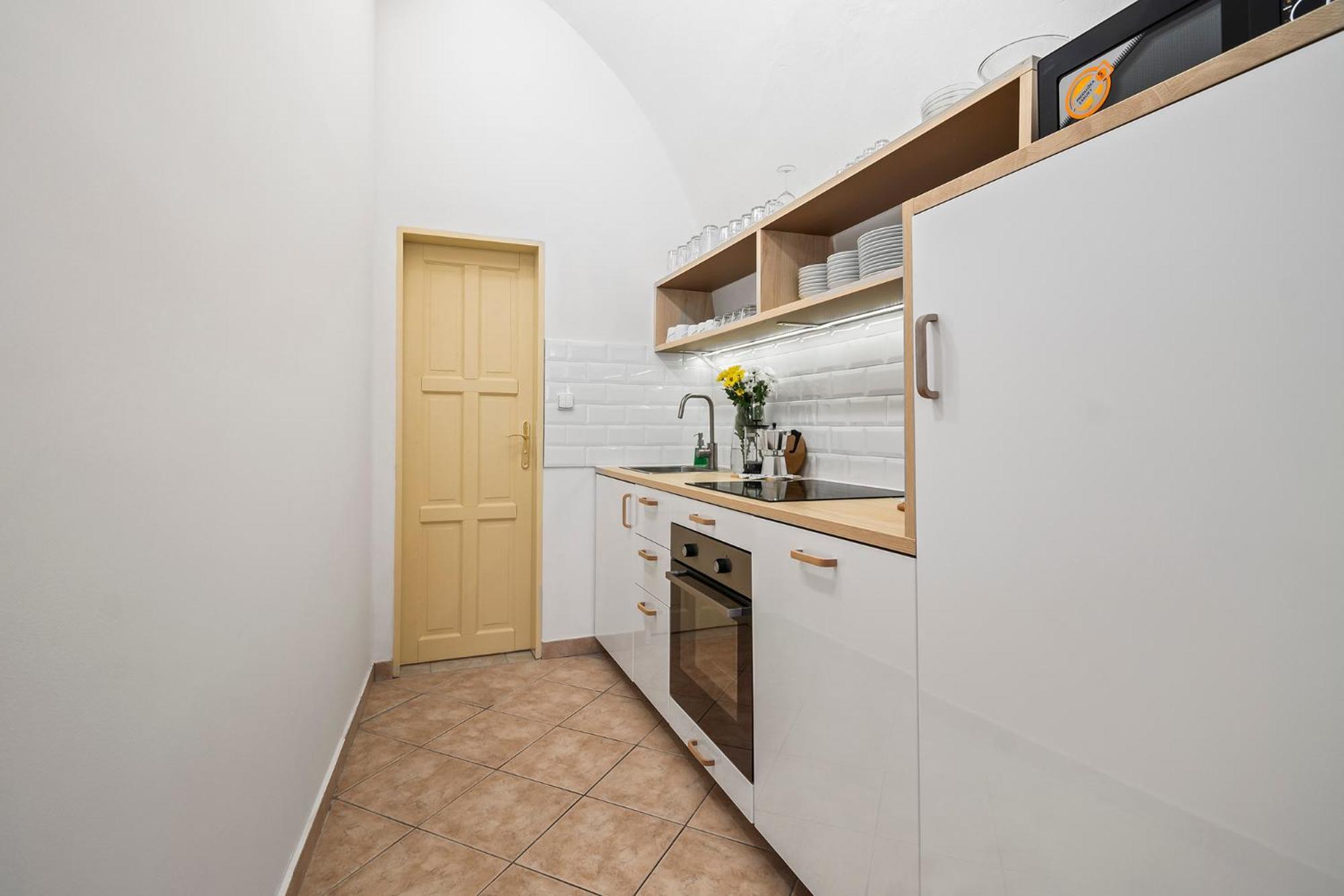 Charles Bridge Historical Apts By Michal&Friends براغ المظهر الخارجي الصورة