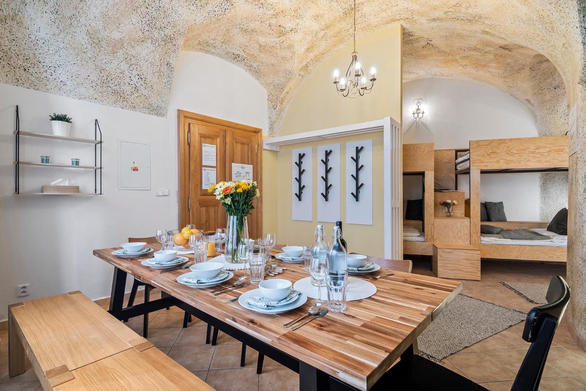 Charles Bridge Historical Apts By Michal&Friends براغ المظهر الخارجي الصورة