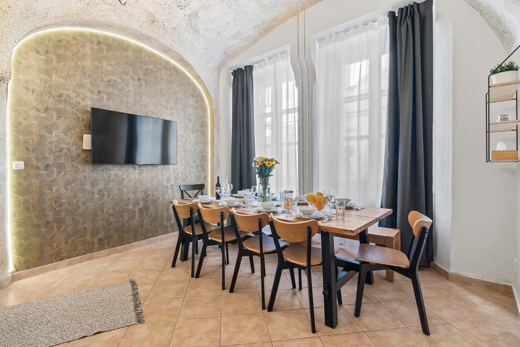 Charles Bridge Historical Apts By Michal&Friends براغ المظهر الخارجي الصورة